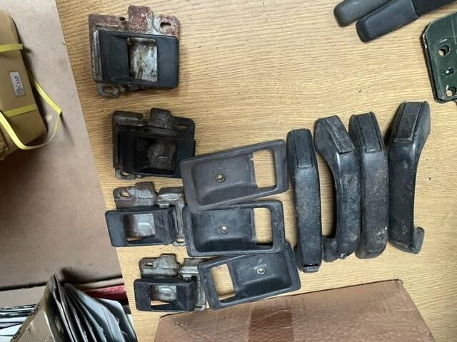 DEFENDER 90 110 INTERNAL GRAB DOOR HANDLES MIXED - AS SHOWN