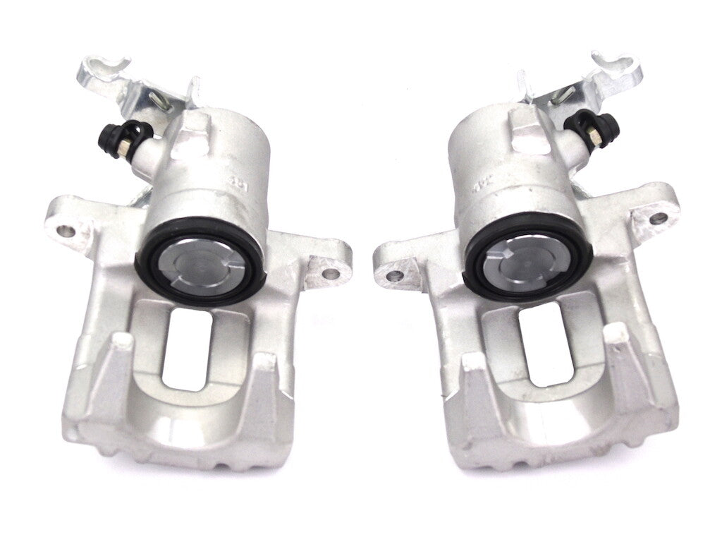 2 REAR BRAKE CALIPER BRAKE DISC PAD SKODA OCTAVIA 1Z3 1Z5 YETi TDi TSI FSi 255MM