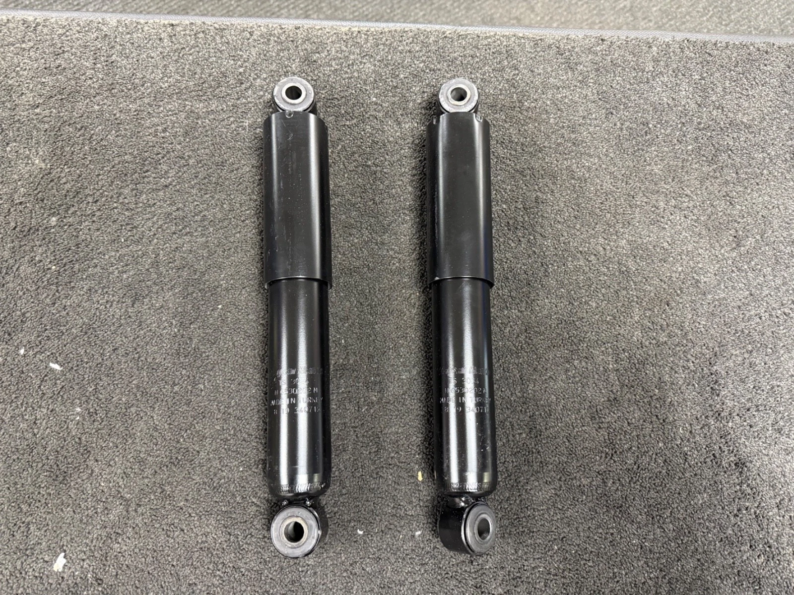 CITROEN RELAY DUCATO BOXER 2 REAR SHOCK ABSORBERS PAIR 1362548080, 1362549080