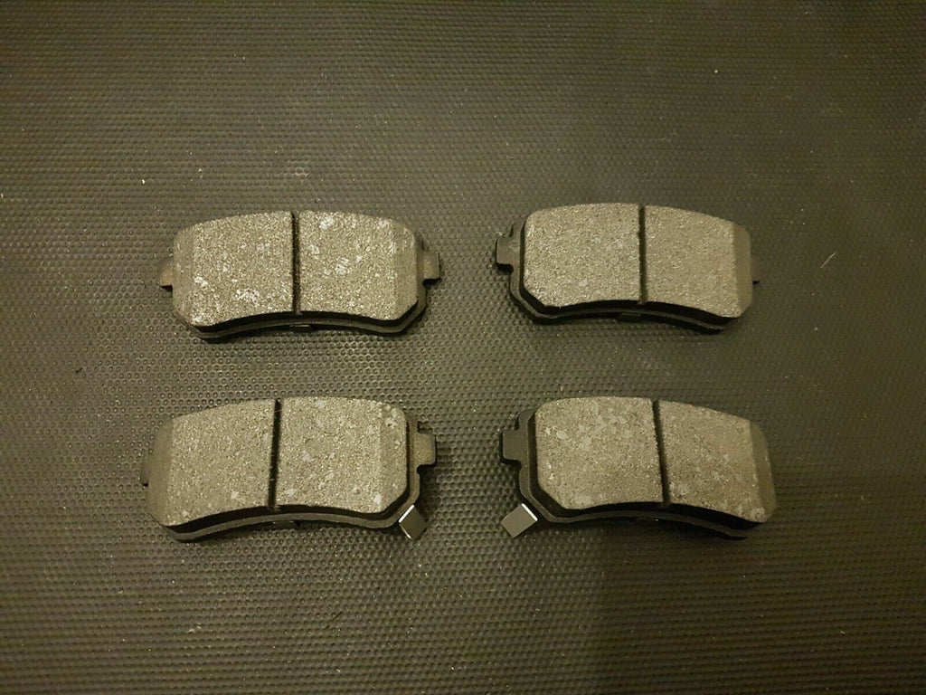 FOR HYUNDAI i30 1.4 1.6 2.0 ACCENT KIA RIO 1.4 1.5 1.6 REAR BRAKE PADS