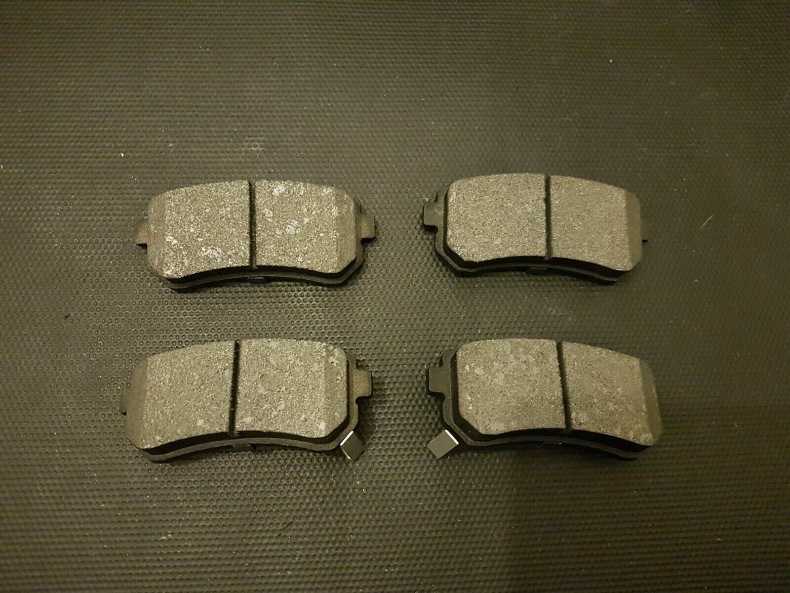 FOR HYUNDAI i30 1.4 1.6 2.0 ACCENT KIA RIO 1.4 1.5 1.6 REAR BRAKE PADS