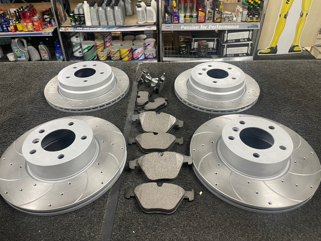 BMW 320D E91 TOURING BRAKE DISC DRILLED GROOVED MINTEX BRAKE PADS FRONT REAR