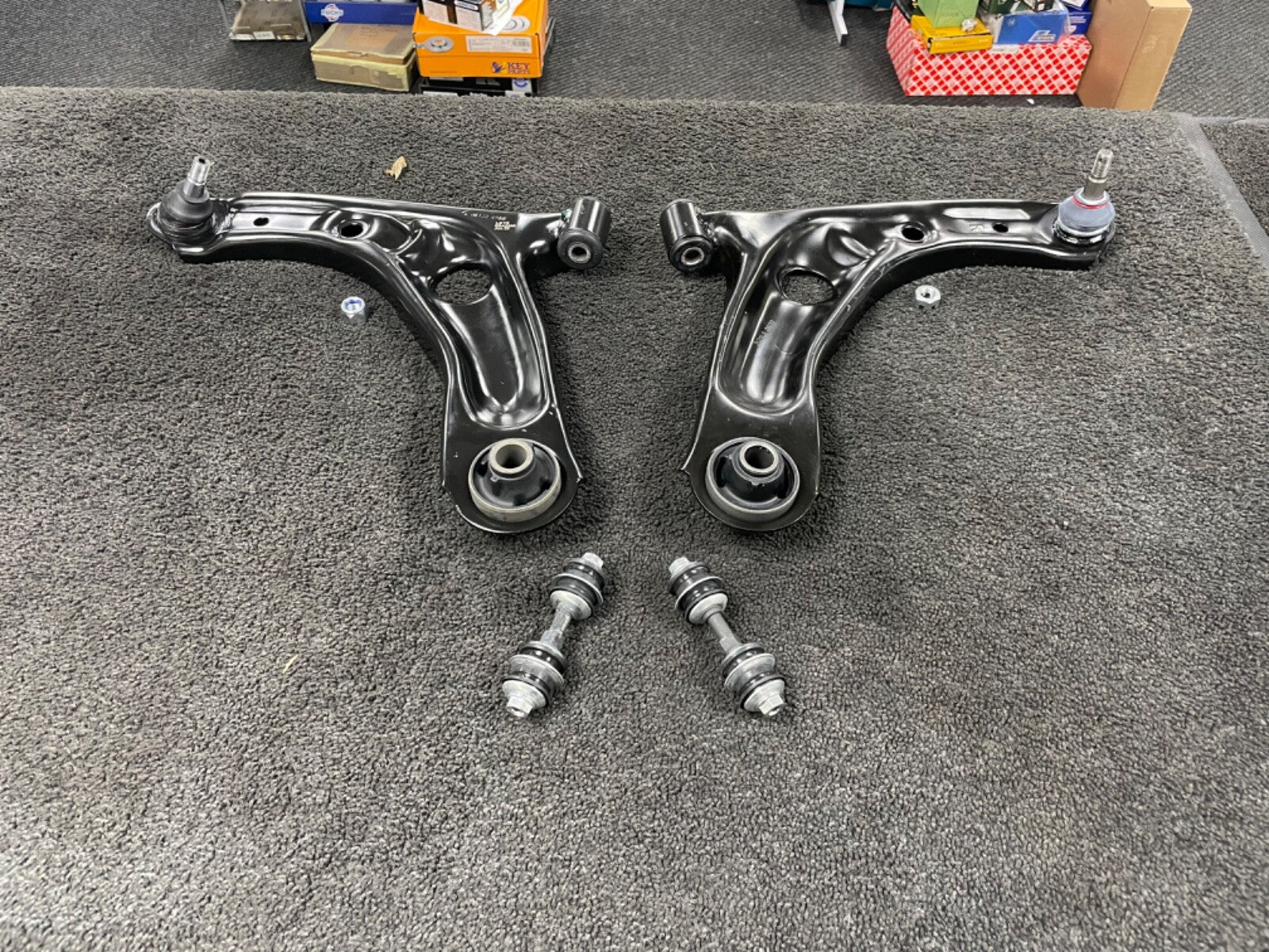 FOR CITROEN C1 PEUGEOT 107FRONT LOWER SUSPENSION COMPLETE WISHBONE ARMS + LINKS 