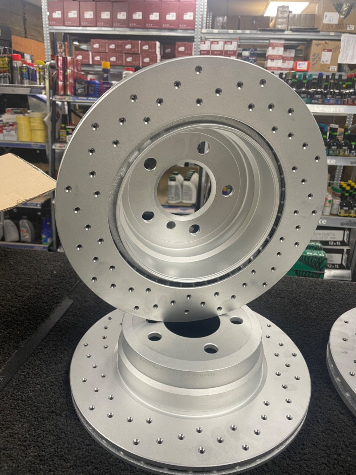X6 XDRIVE40D M SPORT (MK2 (F16) DISCS CROSS DRILLED WITH BRAKE  FRONT REAR