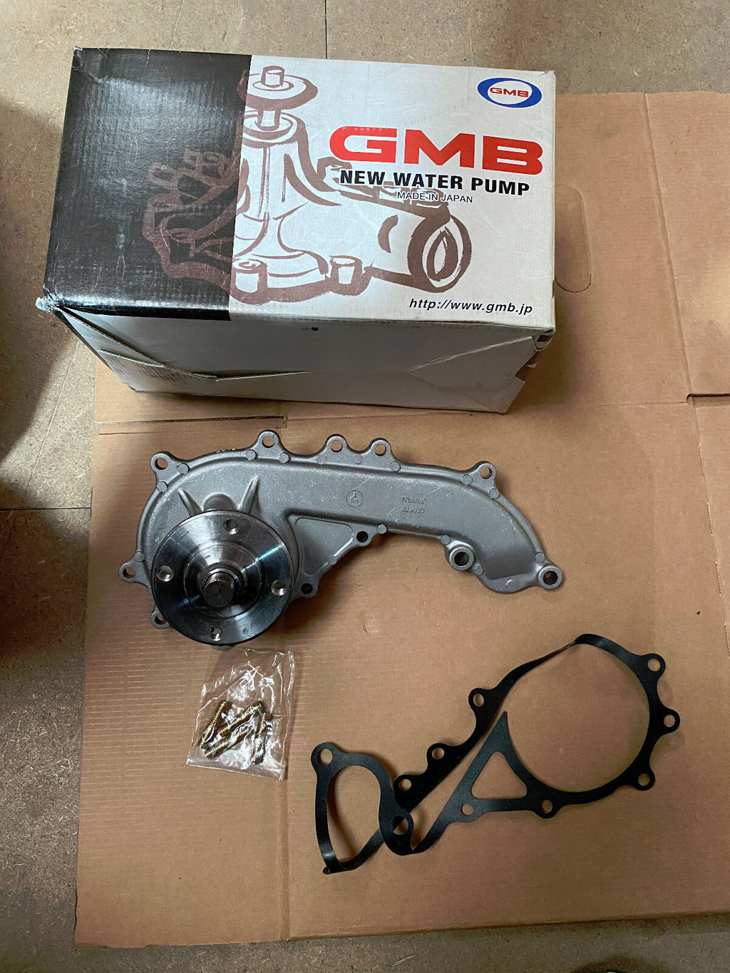 1 X WATER PUMP FOR TOYOTA HI-ACE 2.4 RZH103/113 POWER VAN 2.4 RCH13/23