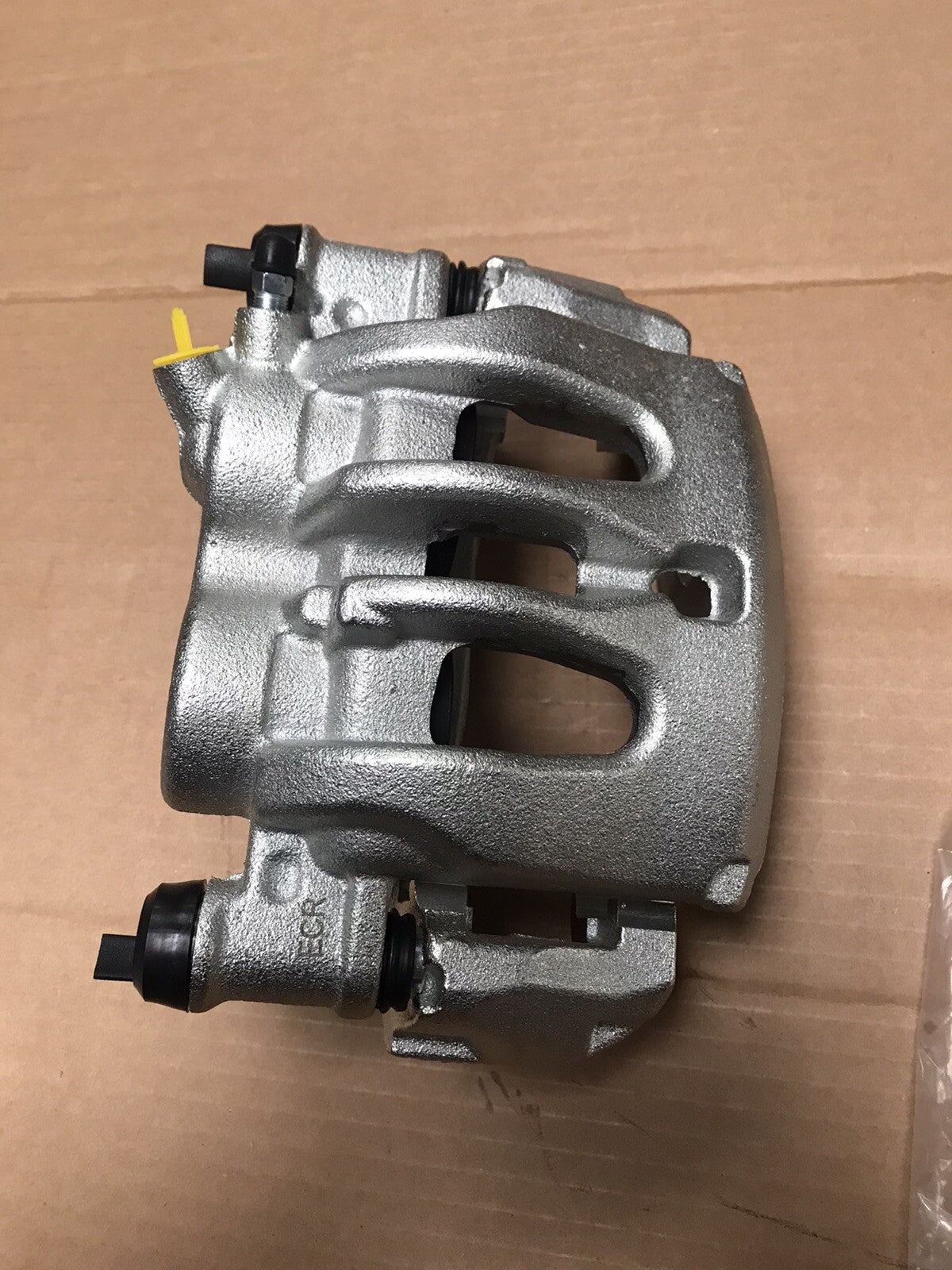 NS LH FRONT BRAKE CALIPER COMPLETE BRACKET FOR VW CRAFTER SPRINTER CDI