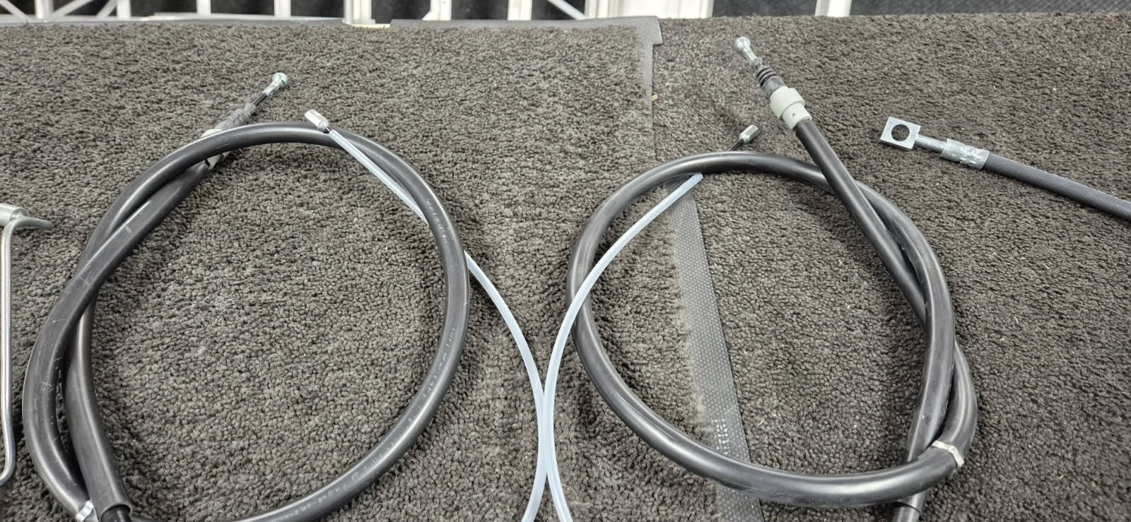 POLO 9N 6R FABIA 6Y 6J  IBIZA 5L 6J REAR BRAKE HOSE REAR BRAKE CABLE VENTED DISC