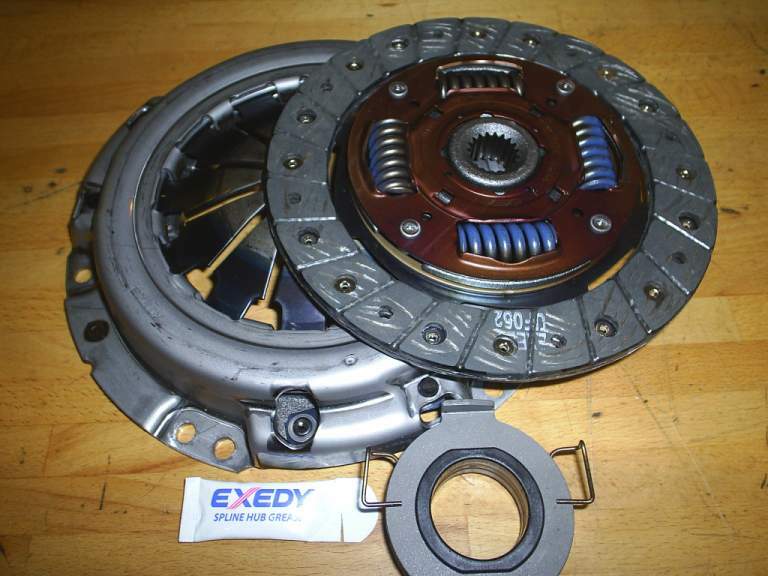 CLUTCH KIT FOR PEUGEOT 107 CITROEN C1 TOYOTA AYGO 1.0 UPTO 2014