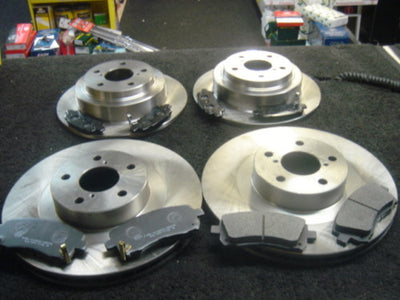 FOR SUBARU FORESTER  2.0 2.5 1997-2008 BRAKE DISC FRONT REAR BRAKE DISCS PADS 