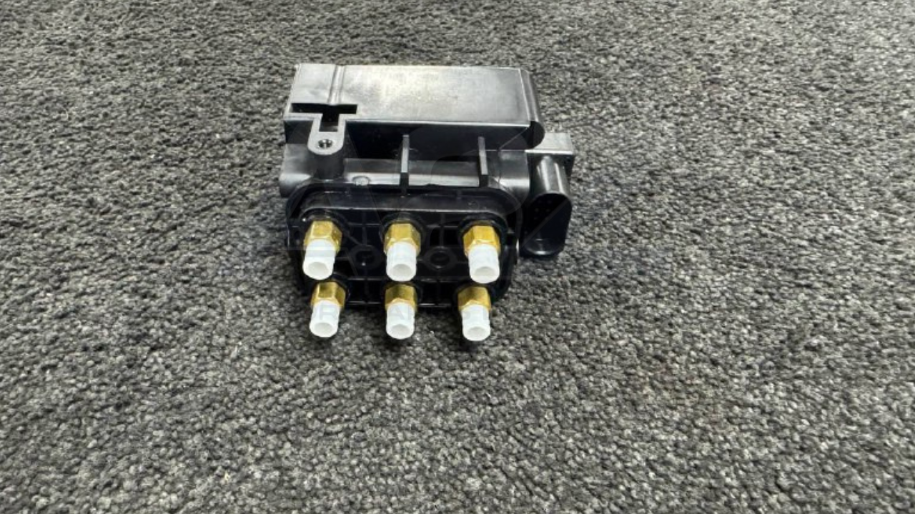 AIR SUSPENSION AIR COMPRESSOR PUMP FIT BENTLEY CONTINENTAL GT GTC FLYING SPUR