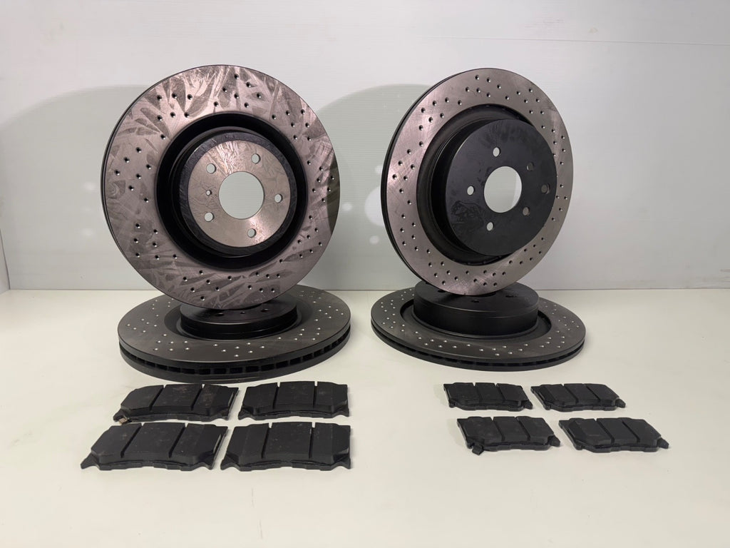 FOR INFINITI Q50 S HYBRID (MK1 (V37)) FRONT REAR DRILLED BRAKE DISC PAD SET