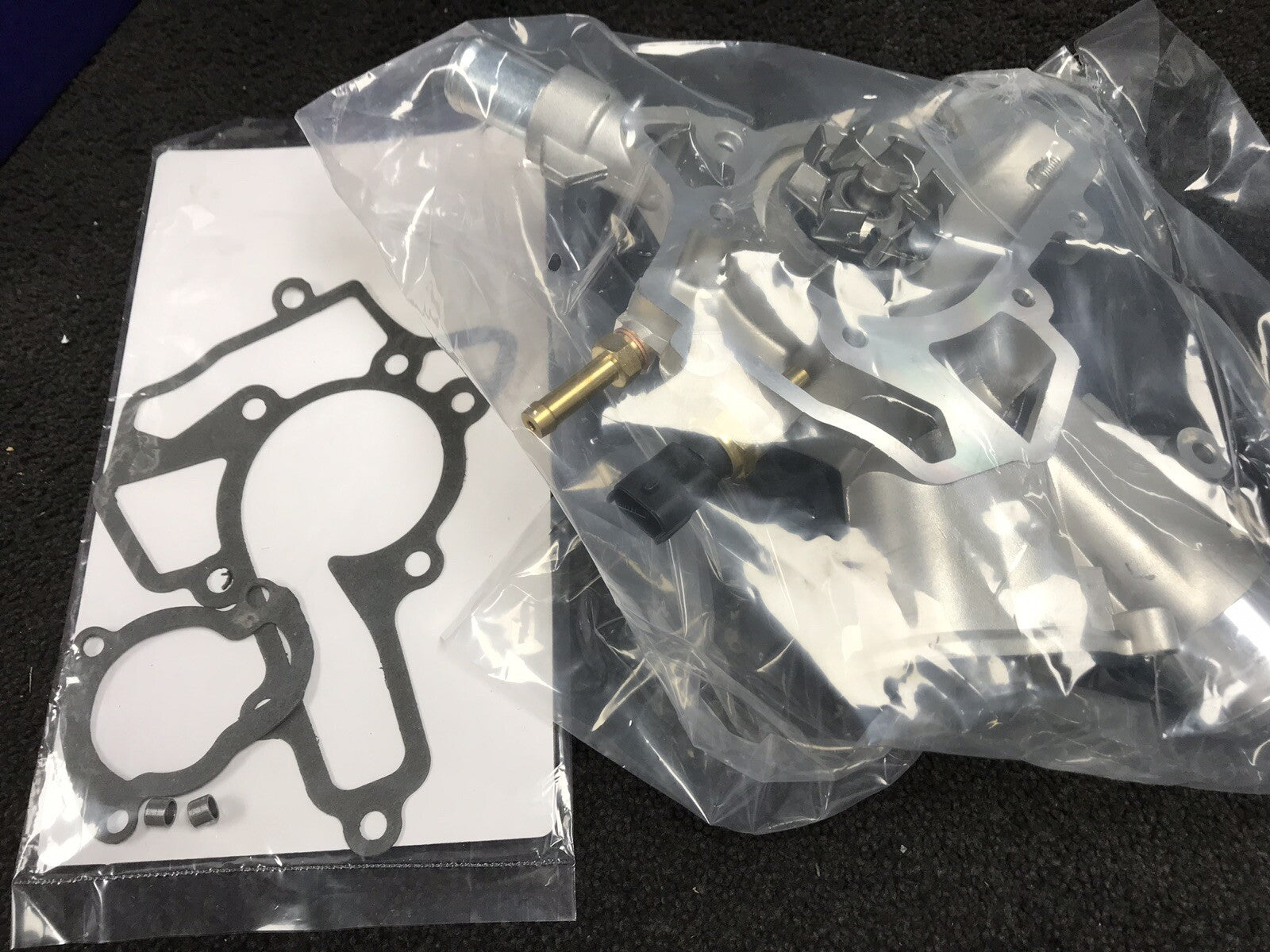 FOR VAUXHALL OPEL AGILA ASTRA H CORSA C D MERIVA TIGRA 1.0 1.2 1.4 WATER PUMP