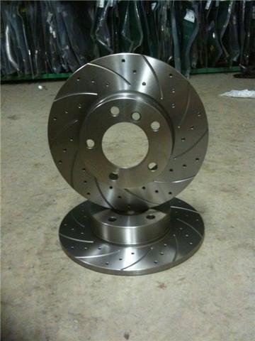 BMW 316 318 E36 BRAKE DISC DRILLED GROOVED SOLID BRAKE DISC FRONT PAIR