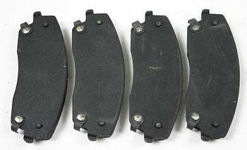 FOR CHRYSLER 300C 3.0D 3.5 5.7 FRONT DISC BRAKE PADS RWD 2 WHEEL DRIVE
