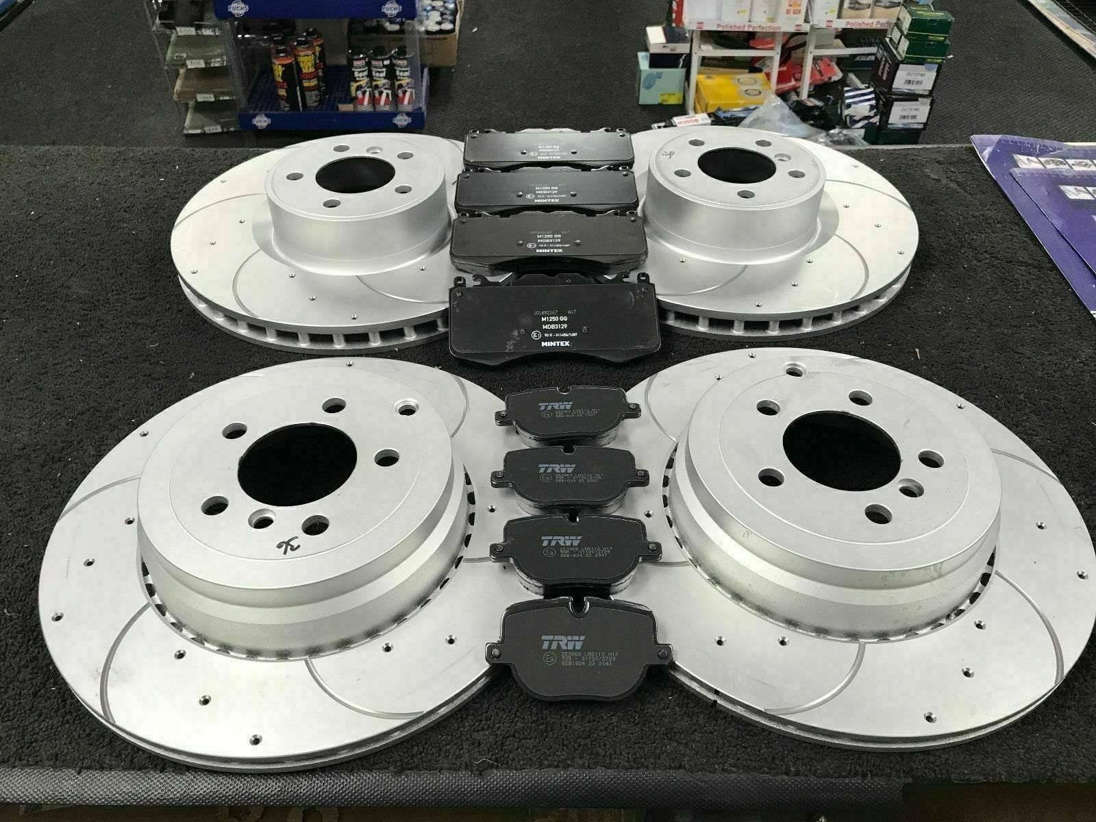 FOR RANGE ROVER EVOQUE FRONT REAR PERFORMANCE DRILLED GROOVED BRAKE DISCS PADS