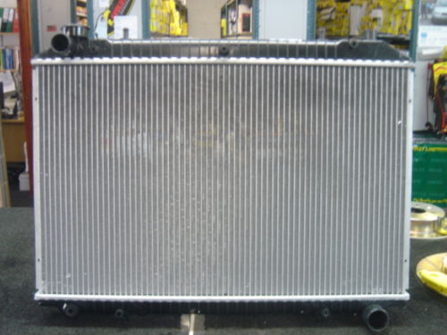 FOR NISSAN SERENA  CARGO 2.3D RADIATOR NEW