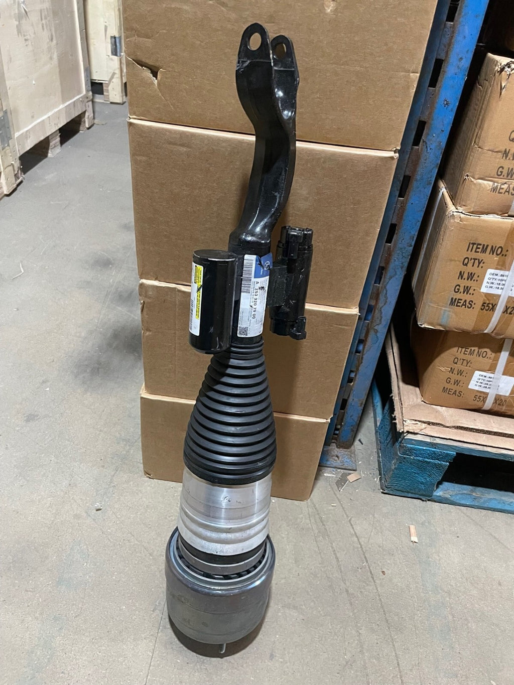 MERCEDES GLC 43 4MATIC COUPE AMG FRONT NS LH AIR SUSPENSION STRUT SHOCK ABSORBER