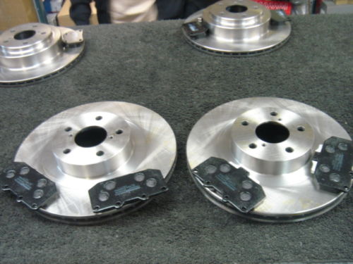 295MM FRONT BRAKE DISCS & PADS FITS FOR SUBARU IMPREZA WRX TURBO