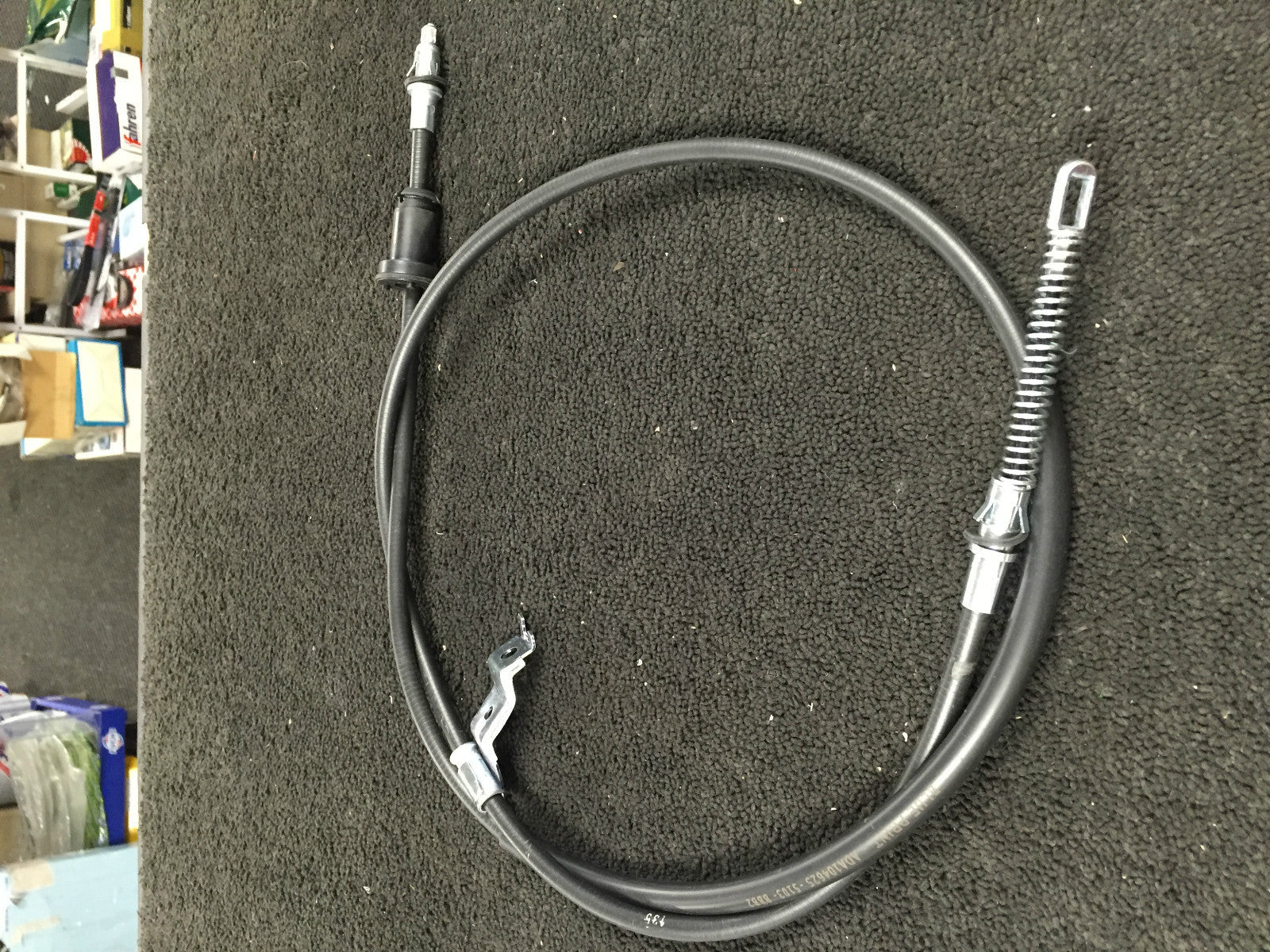 FOR CHEROKEE LIBERTY KJ 2.4 2.5 2.8 3.7 CRD REAR BRAKE CABLE FOR DISC BRAKES RH