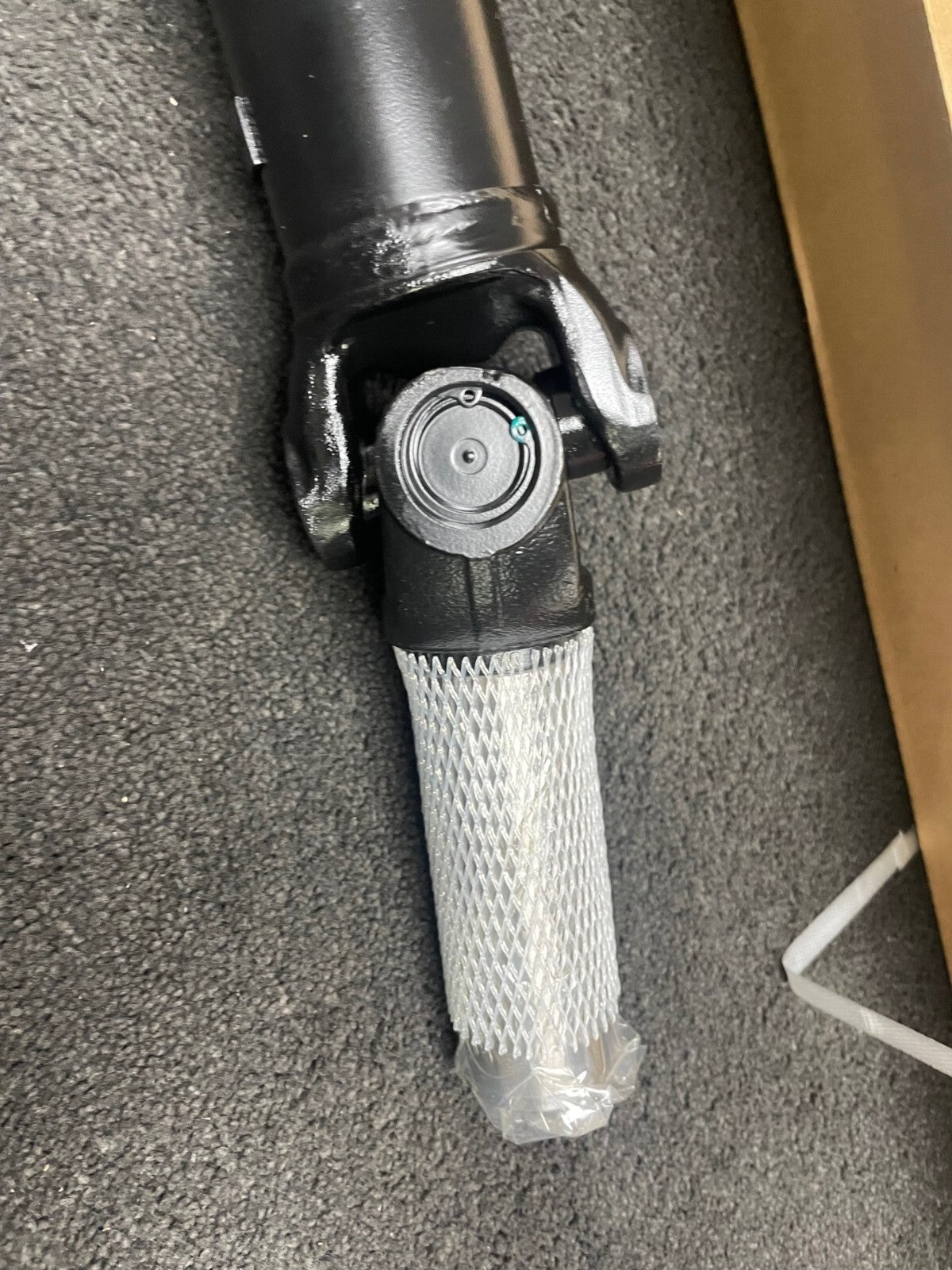 TX4 NEW PROPSHAFT FOR LONDON TAXI LTI TX4 AUTOMATIC L 1297 MM NEW DSTX4A