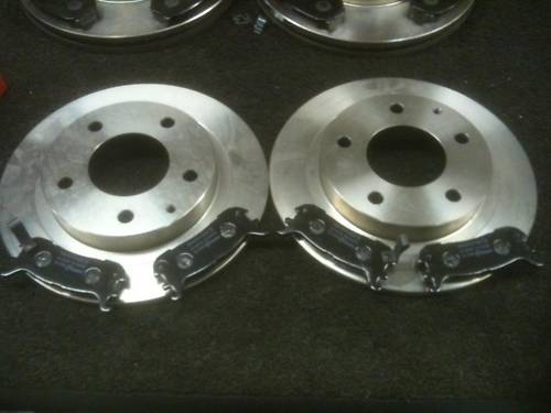 MAZDA 323 1.8 2.0 V6  REAR BRAKE DISCS & PADS 5 STUD