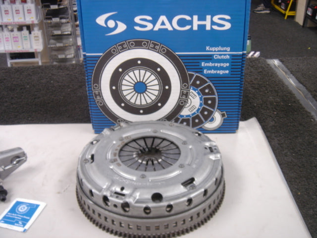 MCC SMART BRABUS FORTWO CITY PURE PULSE PASSION CLUTCH KIT FLYWHEEL KIT