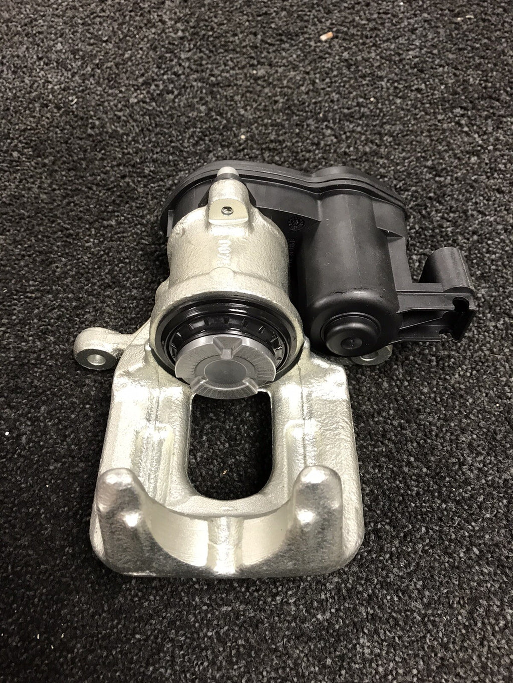 REAR BRAKE CALIPER ELECTRIC LH NS  GENUINE BMW X3 DIESEL 2010-2022  330MM DISC