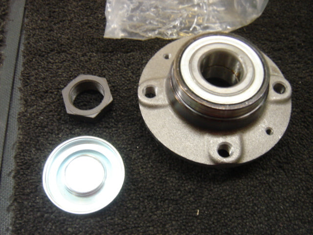 PEUGEOT 406 REAR WHEEL BEARING HUB WITHOUT ABS 
