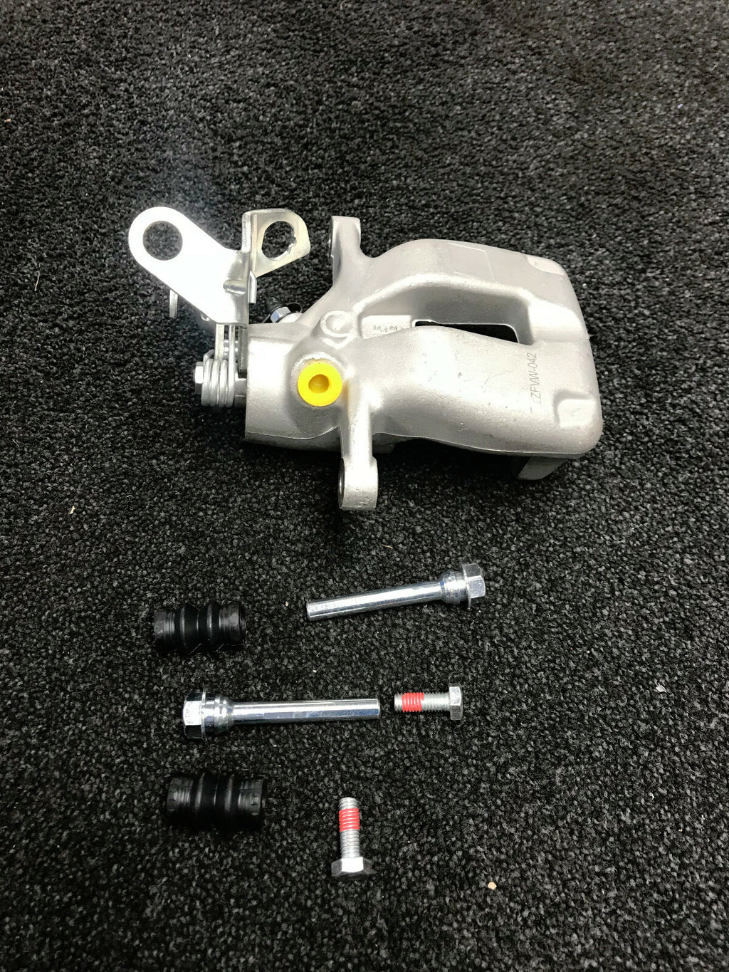 REAR BRAKE CALIPER RH  SIDE VW GOLF MK5 R32 AUDI A3 S3 TT EOS 8J QUATTRO 3.2