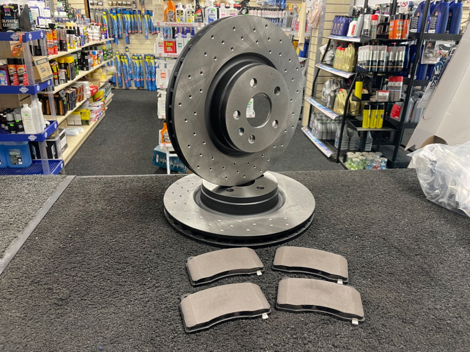 FOR TESLA MODEL S LONG RANGE FRONT DRILLED PERFORMANCE BRAKE DISCS 355MM & PADS 