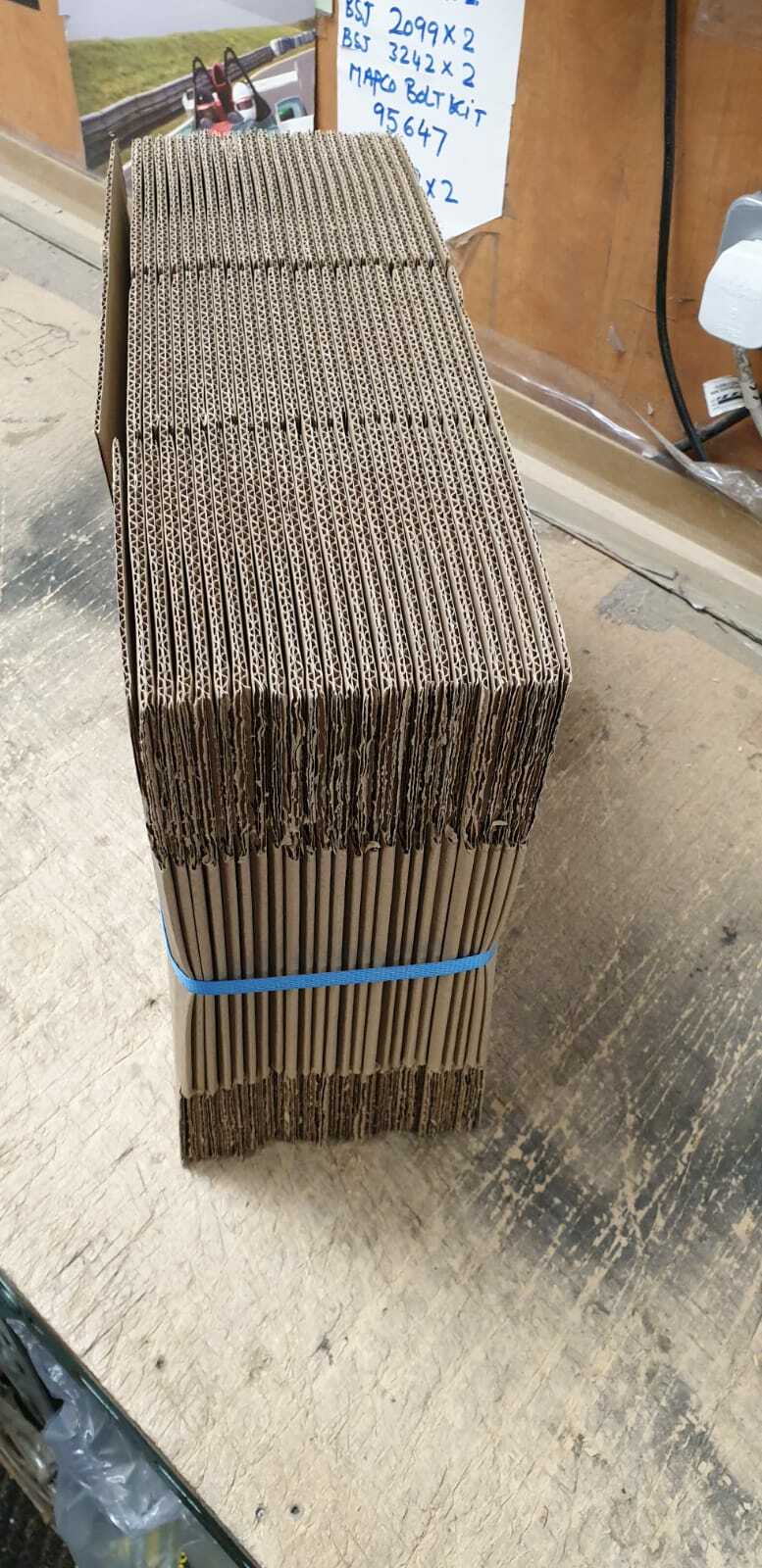 PACK OF 25 Small cardboard packing boxes 250mmx 150mm  x 140mm high