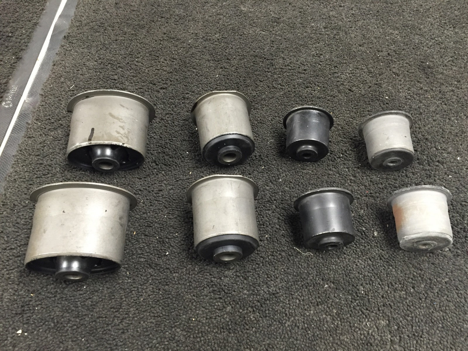 FRONT UPPER LOWER CONTROL ARM BUSH REPAIR KIT FOR  GRAND CHEROKEE WJ WG 1999-04