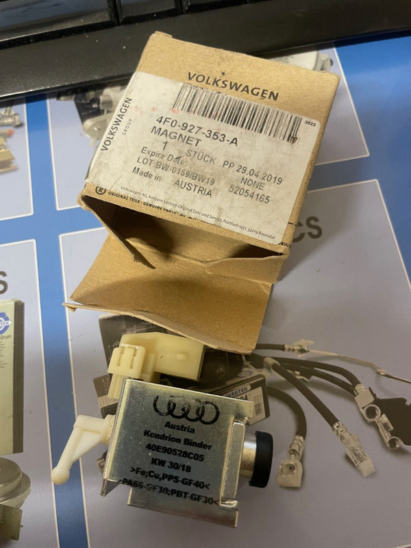 A6 C6 AUDI A6 Q7 VW TOUAREG Shift Interlock Solenoid Electromagnet 4F0927353A