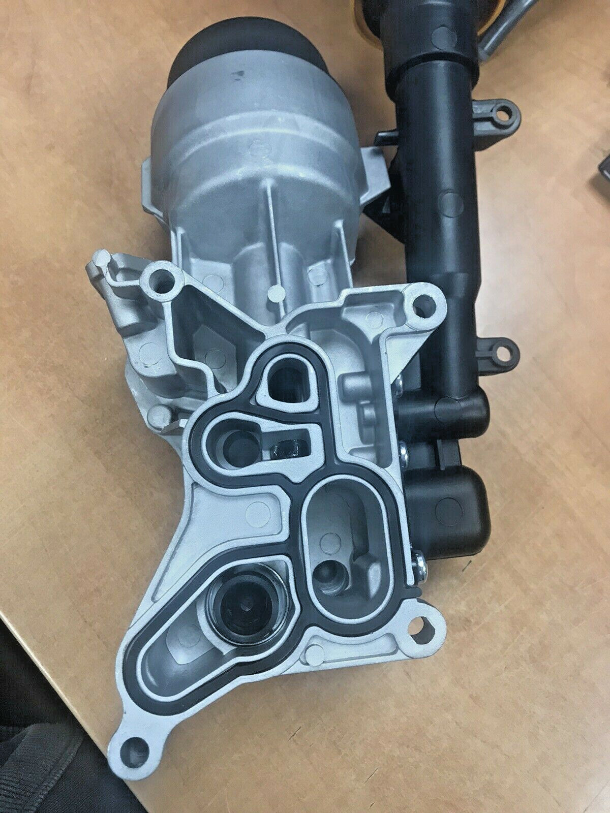 OIL COOLER HOUSING ASSEMBLY VAUXHALL ASTRA H CORSA D MERIVA FORD KA 1.3CDTi