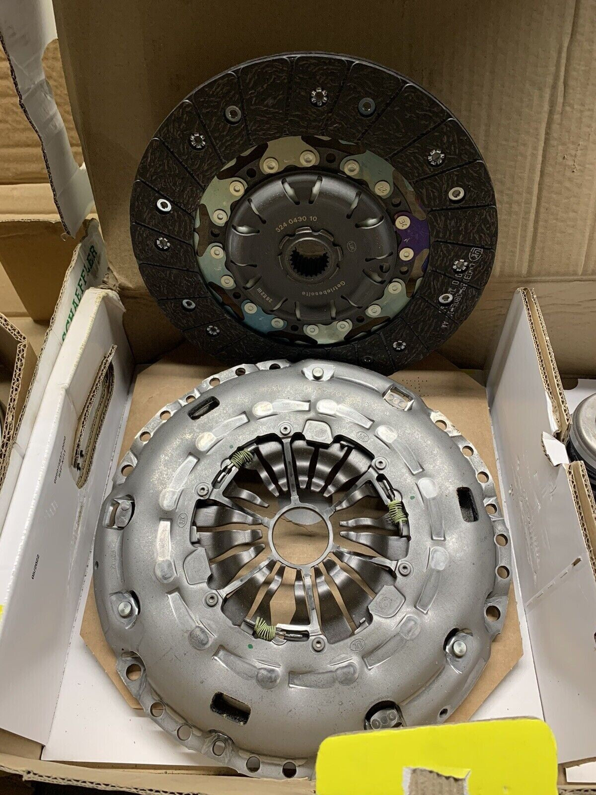 VOLVO C70 S40 S80 S-MAX FOCUS C-MAX GALAXY KUGA MONDEO MK4 2.0TD FLYWHEEL CLUTCH