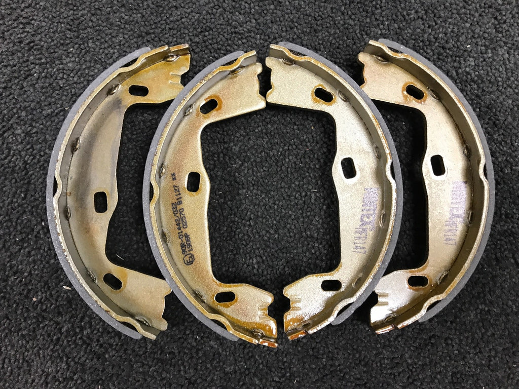 SAAB 9-3 9-5 900  MINTEX REAR BRAKE DISC & PAD HB SHOES & FITTING KIT