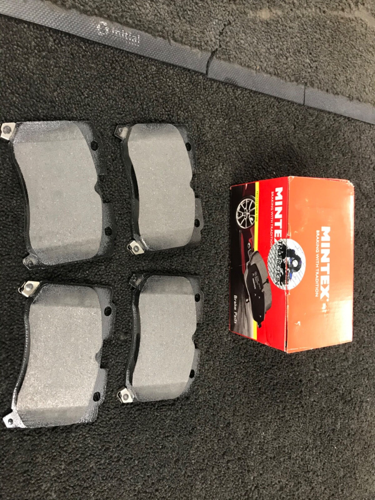 FOR TOYOTA CELICA 2.0 GT FOUR ST205 MINTEX FRONT BRAKE PADS SET 