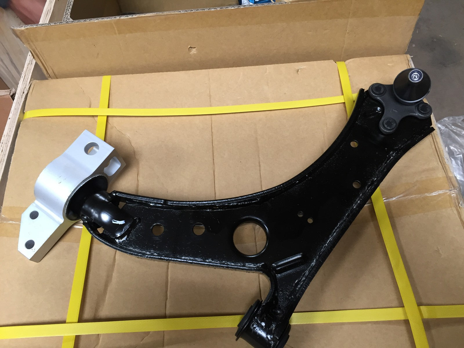 AUDI A3 MK2 TFSI TD QUATTRO 2003 ON LOWER WISHBONE  ARM PRESSED STEEL LH SIDE