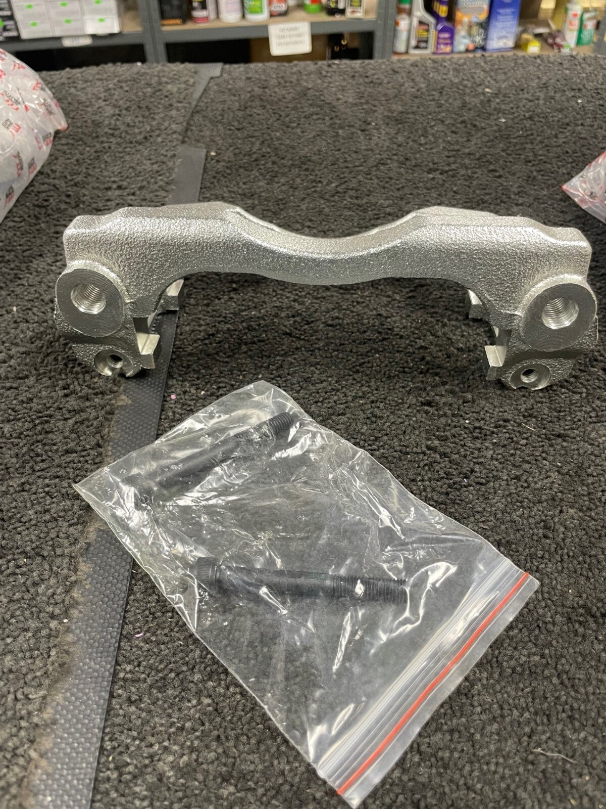 FRONT BRAKE CALIPER BRACKET FOR IVECO DAILY 2006 ON WITH 300X28MM DIA DISC