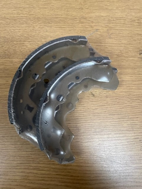FOR CLASSIC SUZUKI SA310 SWIFT 1.0 1.3 1984-1986 REAR BRAKE SHOES 180MM X 31MM