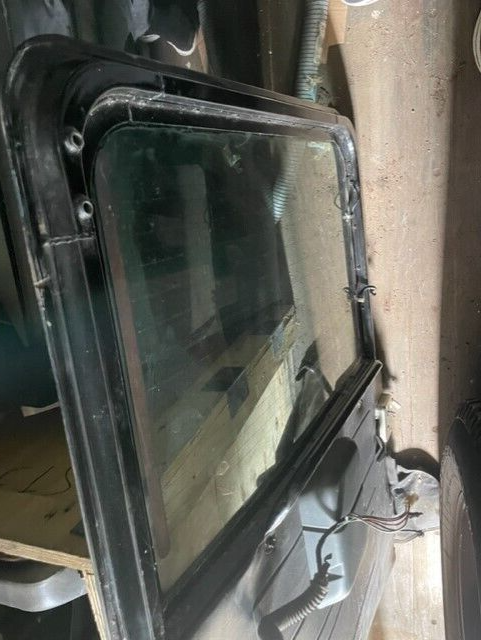 DEFENDER 90 110 200TDI 300TDI REAR SAFARI DOOR USED + GLASS + WIPER MOTOR