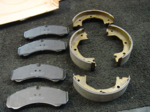 FIT FOR IVECO DAILY 35C9 C11 C12 C13 S9 S11 S13 REAR HANDBRAKE SHOES+PADS