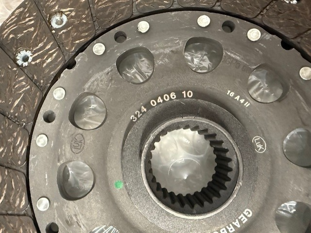 BMW M135i F21 CLUTCH KIT 3PCE  624377800 LuK 21207526516 21207602731 New