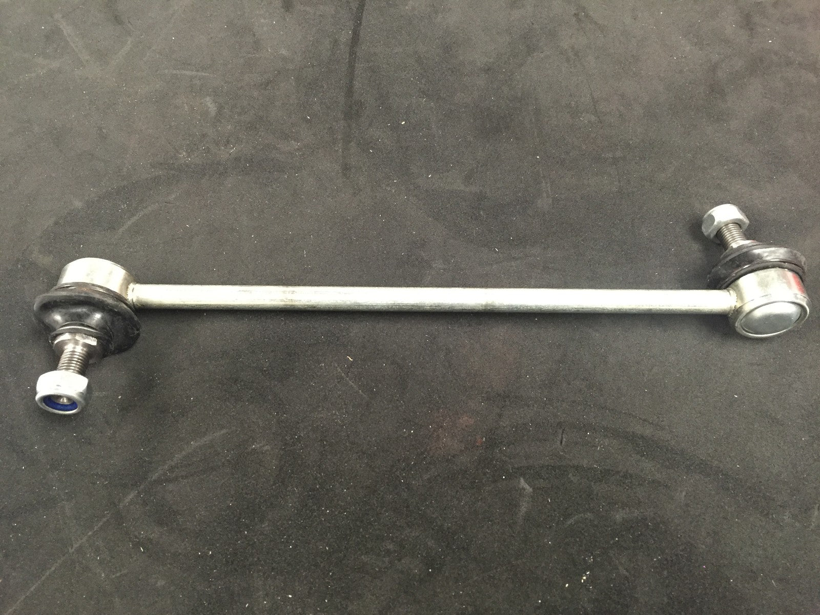 BMW 518 520 523 525 E28 E34  ANTI ROLL BAR DROP LINK