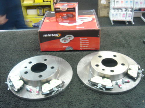 ALFA GTV  2.0 3.0 3.2  MINTEX REAR BRAKE DISCS &PADS 