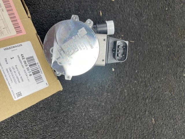 FOR AUDI E-TRON ETRON GEA GEN  ADDITIONAL WATER PUMP 4KE965567B GENUINE