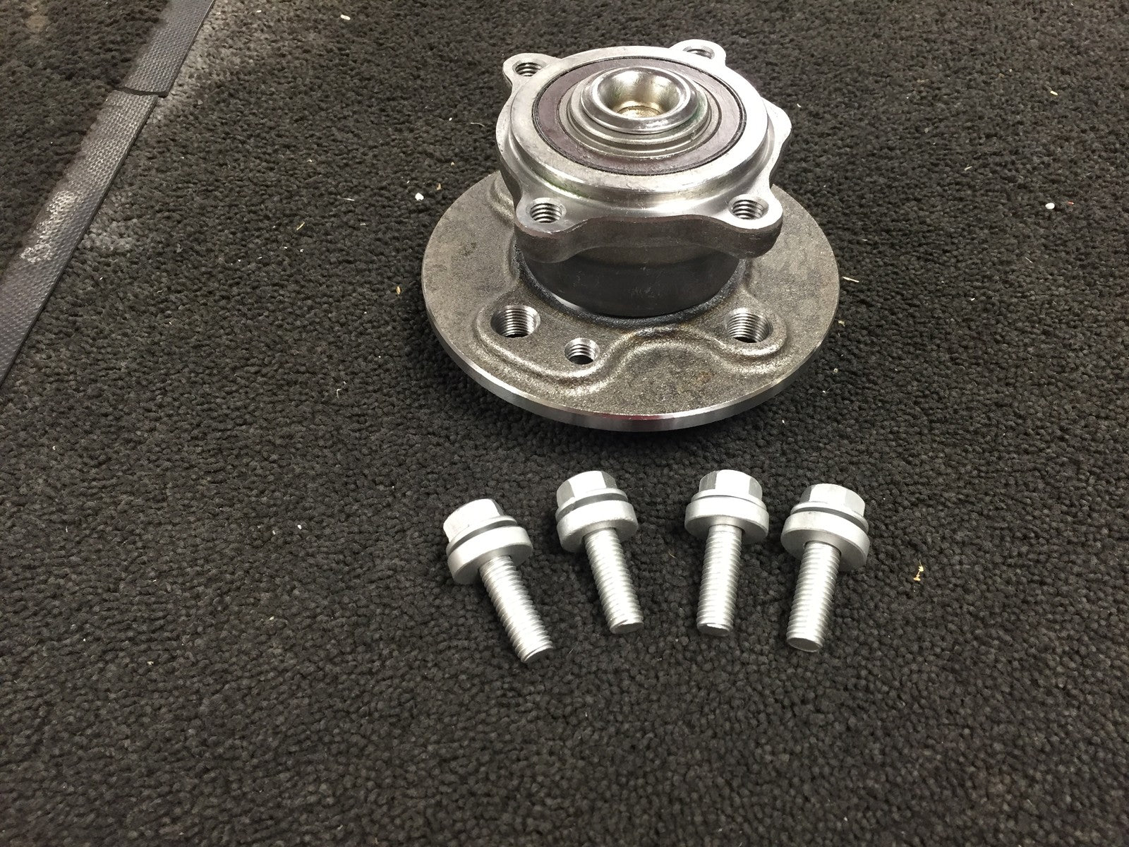 BMW MINI ONE 1 COOPER S 2006 ON WHEEL BEARING REAR HUB NEW 14MM