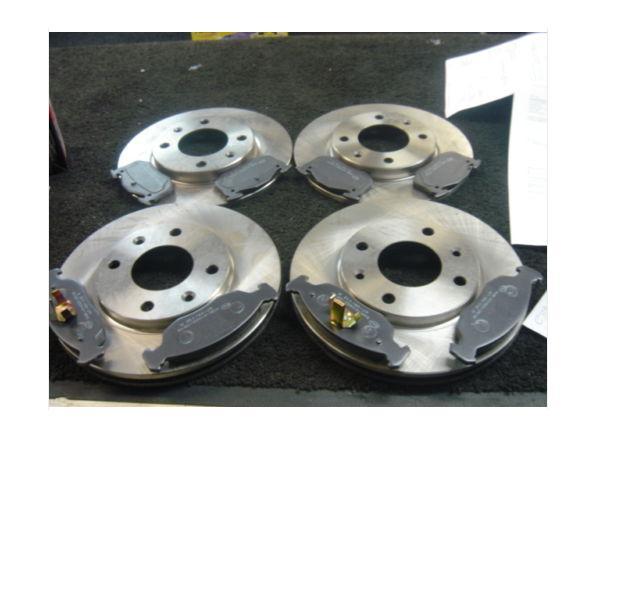 SAXO FURIO WESTCOAST BRAKE DISCS PADS FRONT REAR