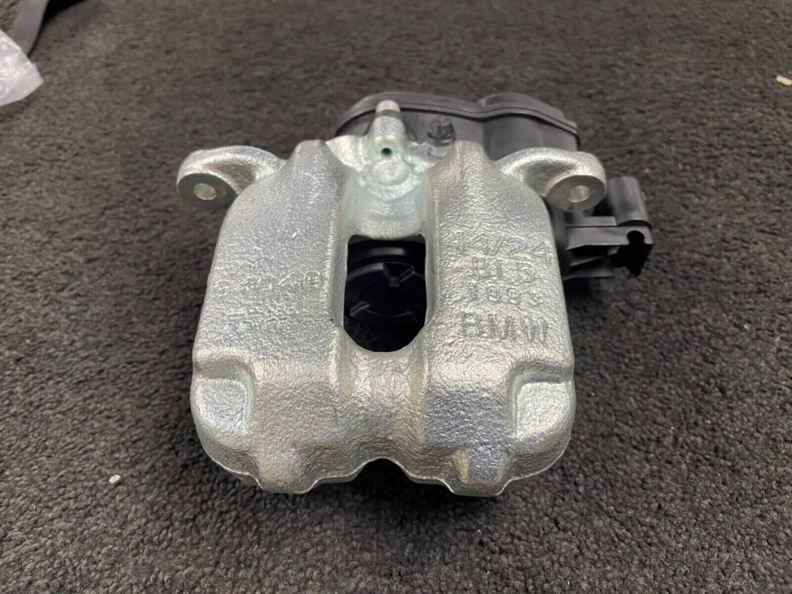 REAR BRAKE CALIPER RH OS GENUINE BMW 535D 540 F10 F11 TOURING ActiveHybrid