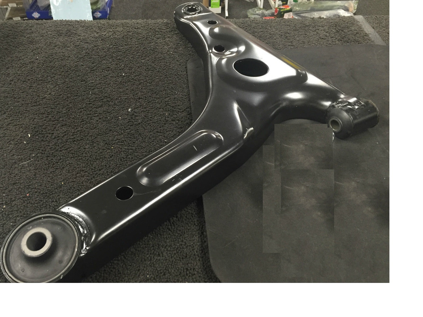 FORD TRANSIT 2000-12 LOWER WISHBONE ARM  DRIVER SIDE RH SIDE
